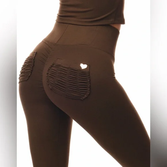 Nudey Booty Cocoa (Listing #021425-3) - Picture 3 of 7